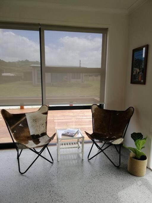 Purangi Beachhouse - 2 Bedroom Cooks Beach Экстерьер фото