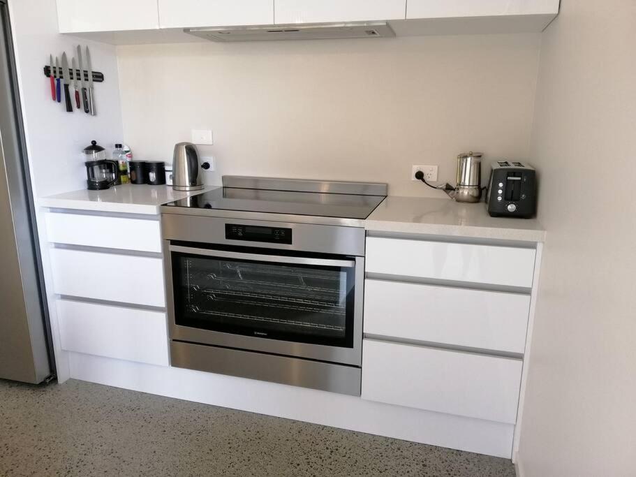 Purangi Beachhouse - 2 Bedroom Cooks Beach Экстерьер фото